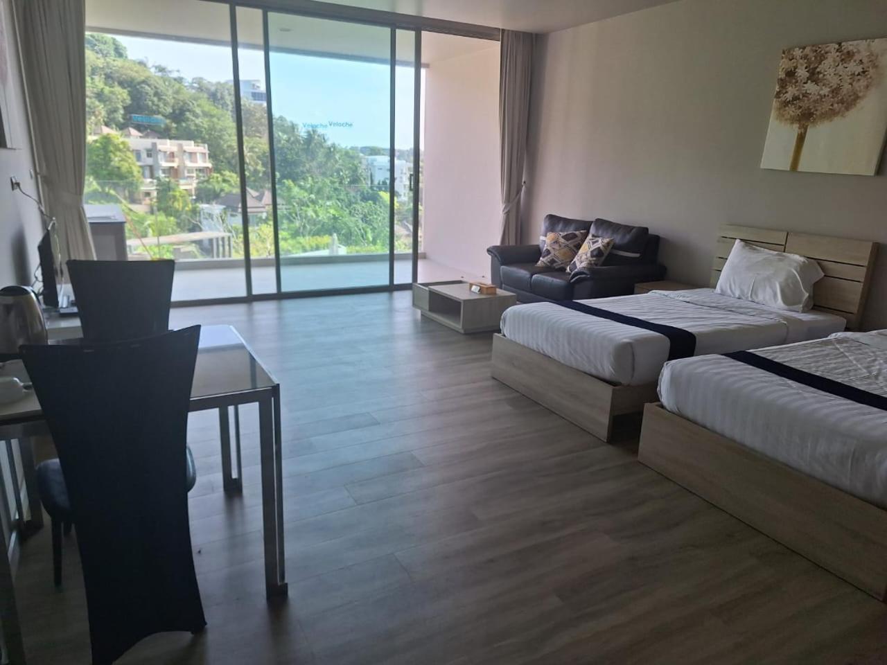 Veloche Karon Apartment Ban Karon Bagian luar foto